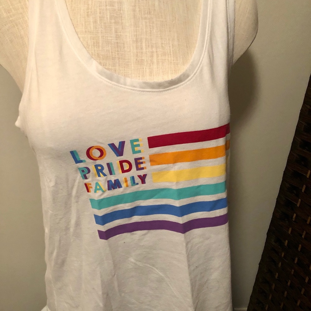 Love , Pride , Family ,Top Tank 🌈